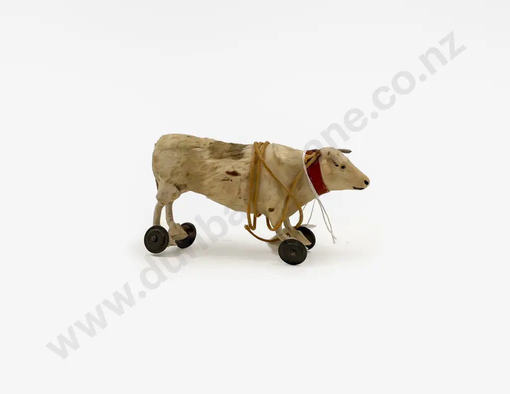 Victorian 'Pull-a-Long' Cow Image 1++