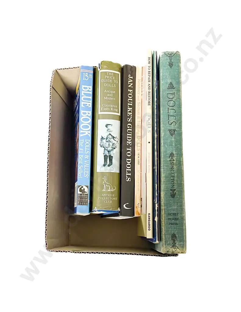Qty Assorted Doll Reference Books Image 1++