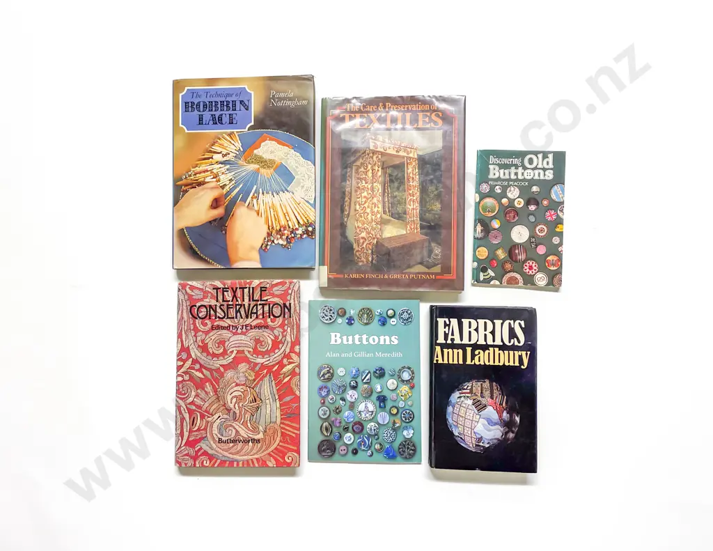 Collection Reference Works Pertaining to Textiles Image 1++