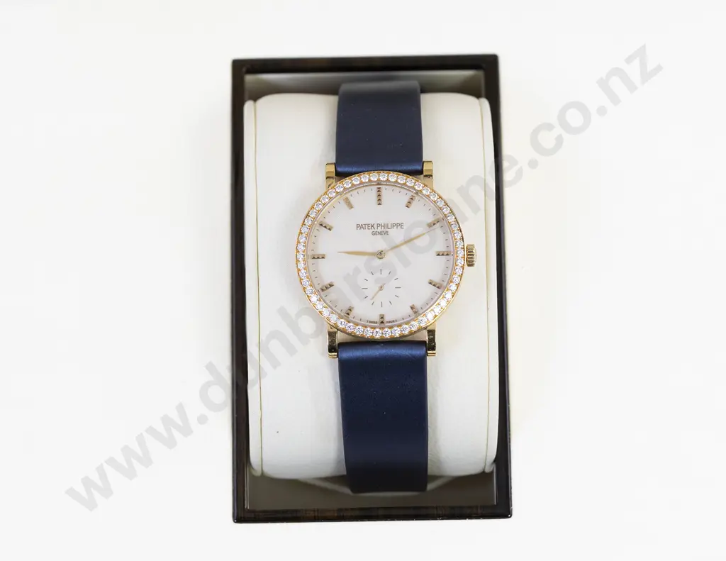 Patek Philippe Ladies Reference 7120R - 001 Lady Calatrava Manual Wrist Watch Image 1++