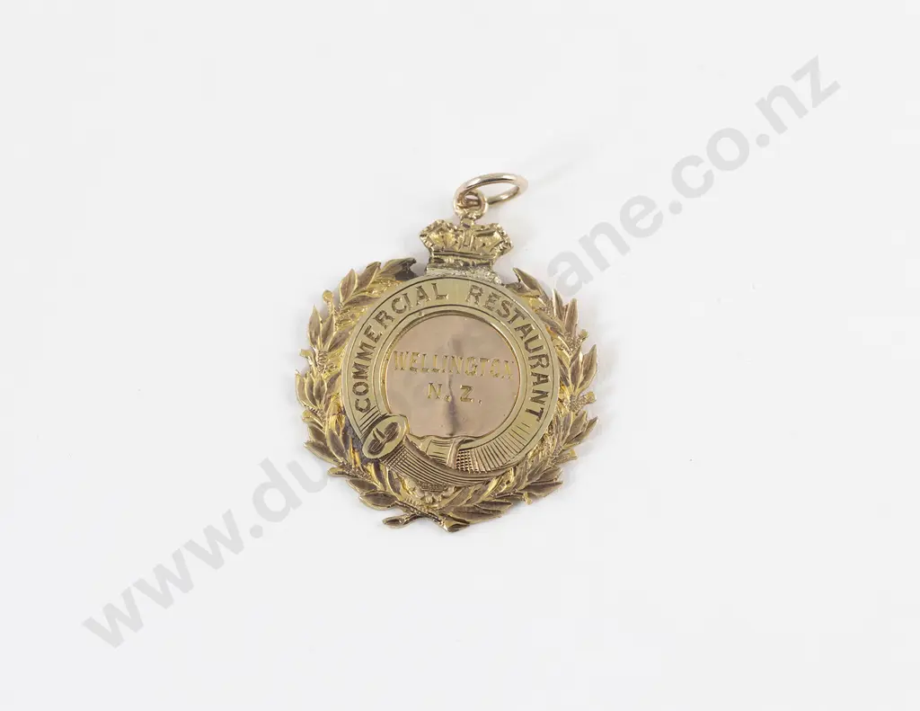 NZ Jeweller Frank Grady 9ct Commercial Restaurant Medal Image 1++
