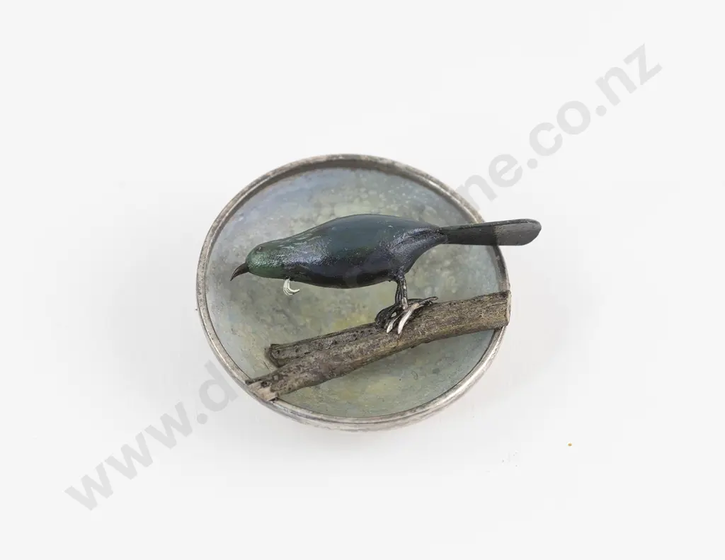 NZ Jeweller Tania Patterson Tui Brooch Image 1++