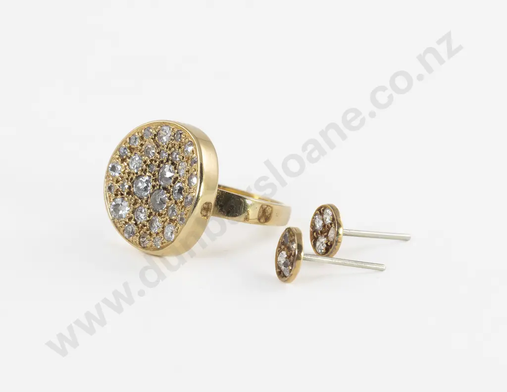 Kobi Bosshard Designed and Crafted 18ct 31stone Diamond Dress Ring Image 1++