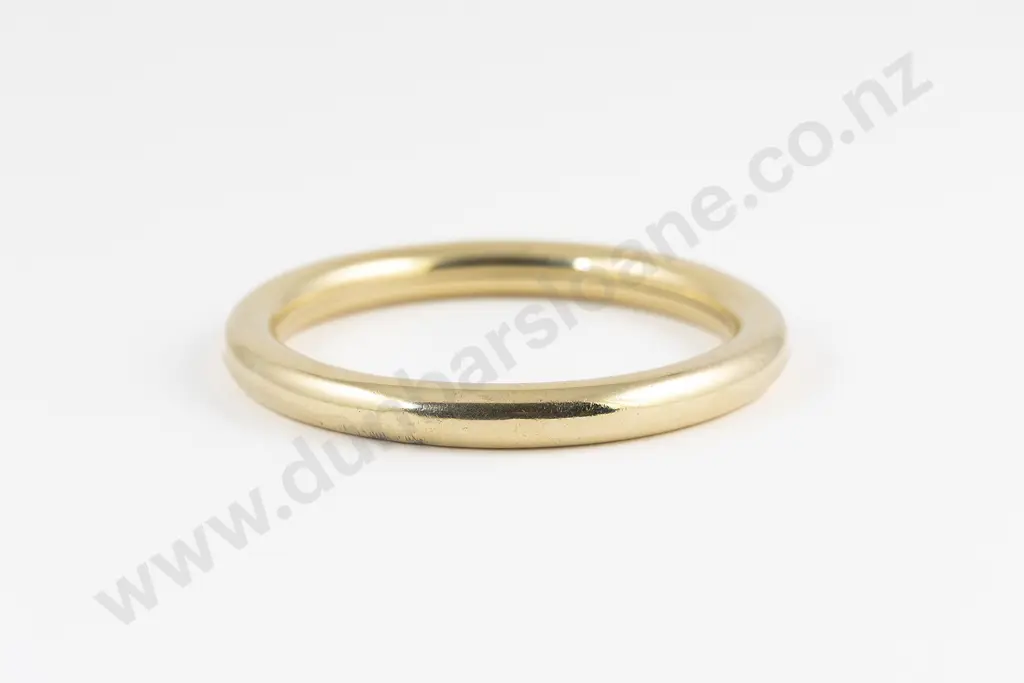 NZ Jeweller Marc Bendall 18ct Plain Gold Bangle Image 1++