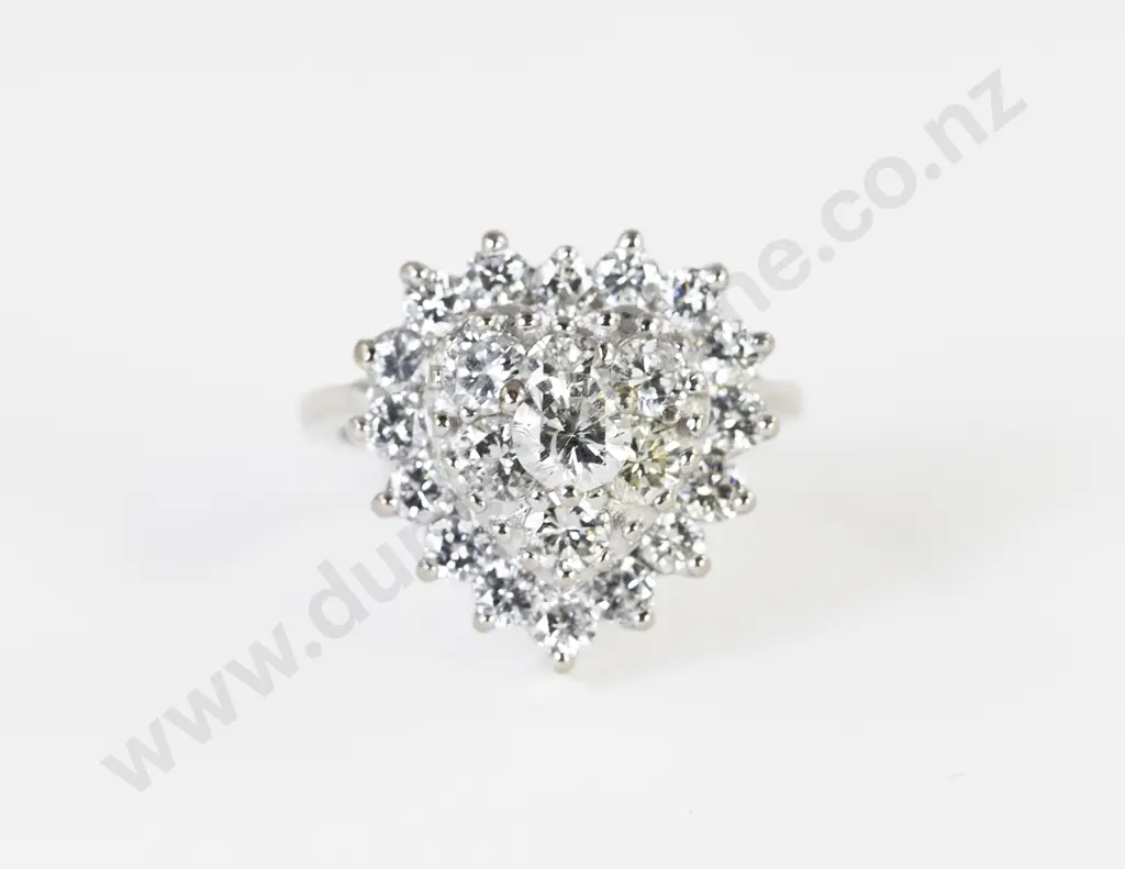 14ct White Gold 18stone Diamond Heart Dress Ring Image 1++