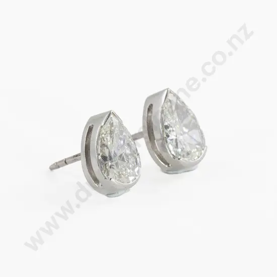 Pair 18ct White Gold Solitaire Diamond Stud Earrings