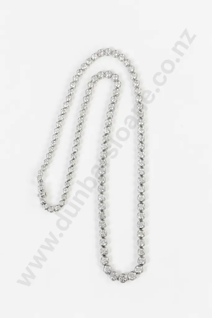 14ct White Gold 105stone Diamond Necklace Image 1++