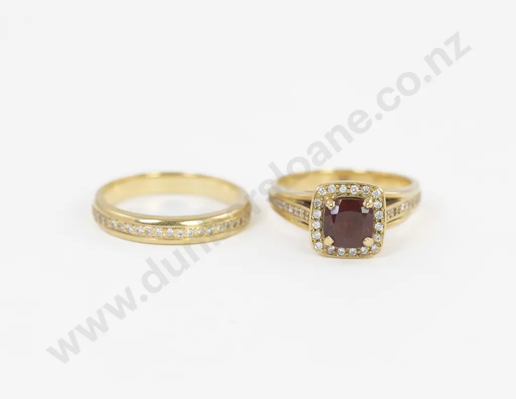 18ct 41stone Garnet and Diamond Cluster Ring Image 1++
