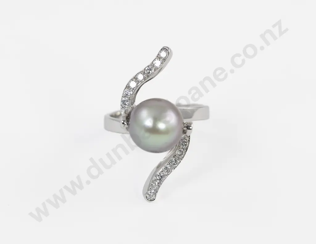 18ct White Gold Single South Seas Cultured Pearl Dress Ring Image 1++