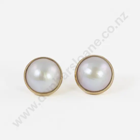 Pair 9ct Single Mabe Pearl Earrings