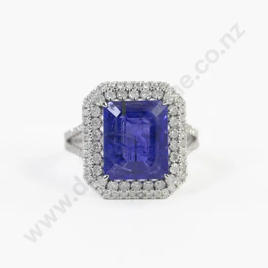 14ct White Gold Tanzanite and Diamond Dress Ring
