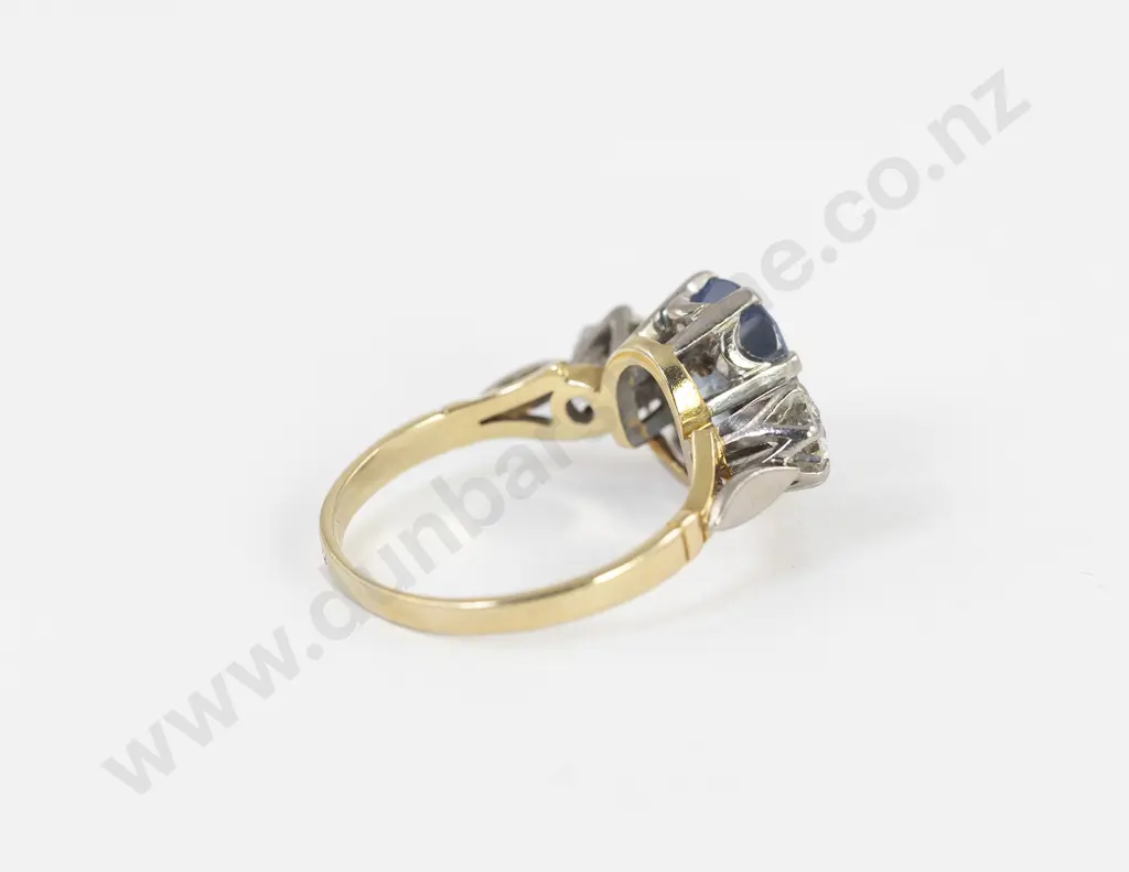 18ct Three Stone Sapphire and Diamond Ring Image 1++