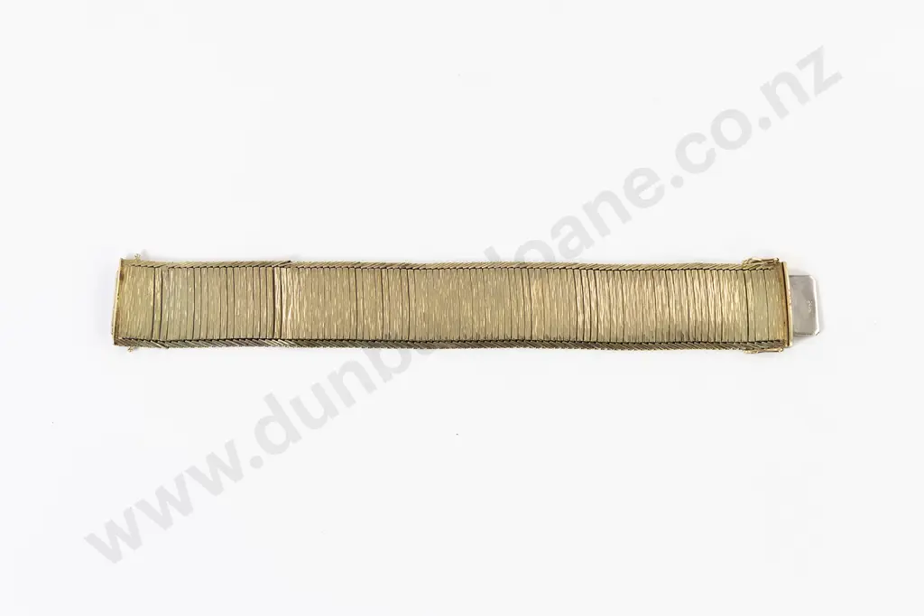 Mid C20th European 14ct Wide Bracelet Image 1++