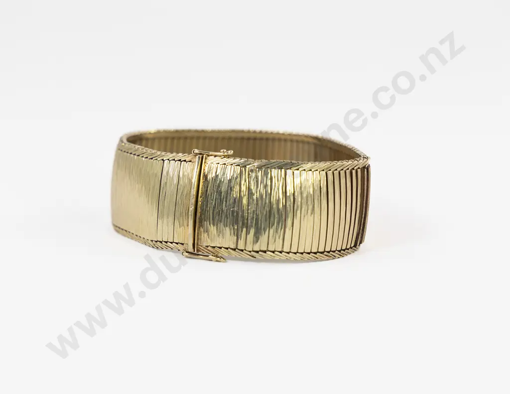 Mid C20th European 14ct Wide Bracelet Image 1++