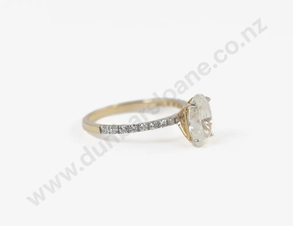 14ct 17stone Diamond Ring Image 1++