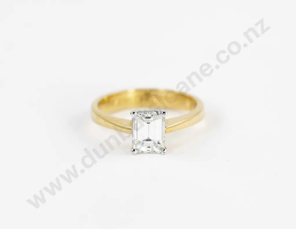 18ct White and Yellow Gold Solitaire Diamond Ring Image 1++