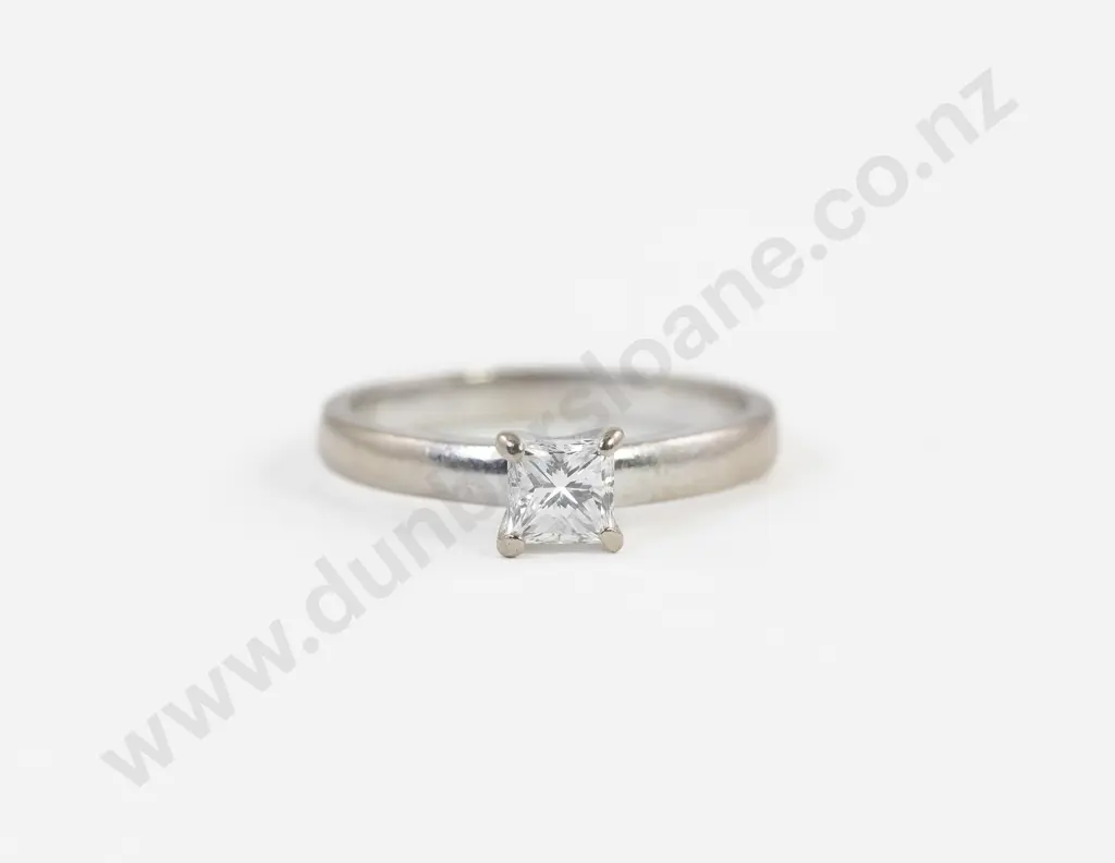 18ct White Gold Solitaire Diamond Ring Image 1++