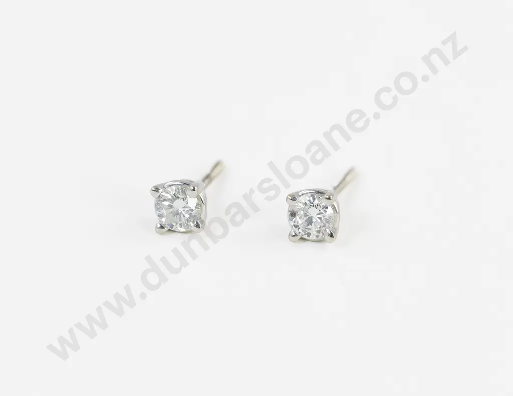 14ct White Gold and Diamond Stud Earrings Image 1++