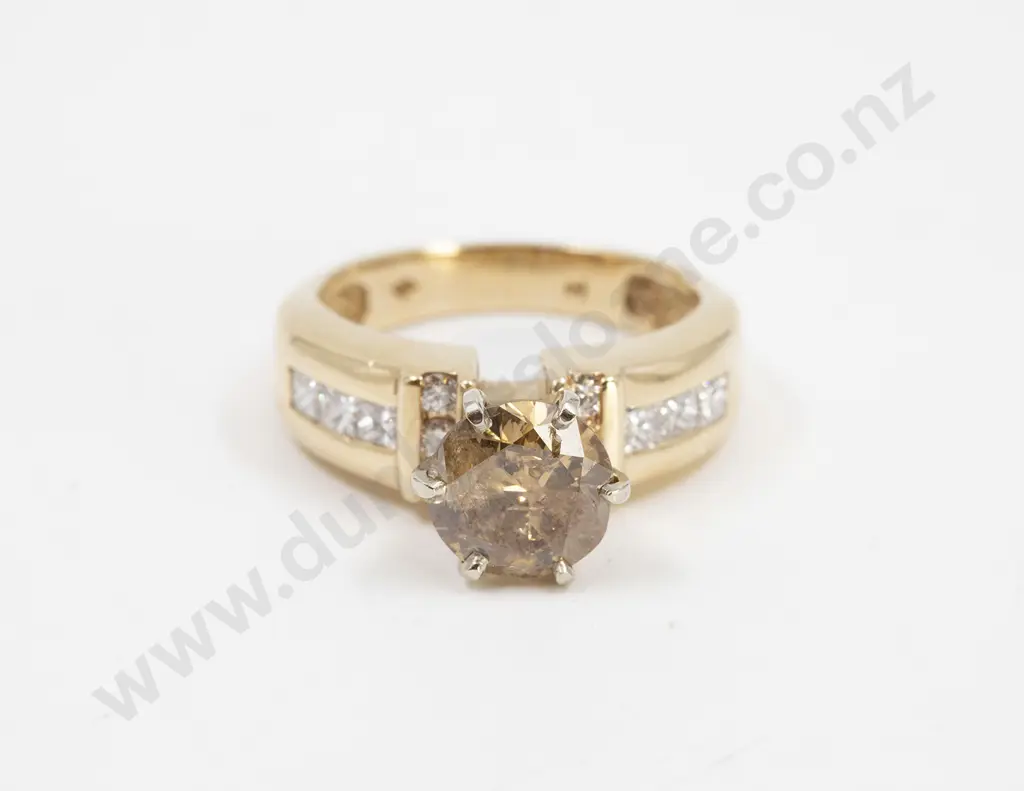 14ct 13stone Fancy Diamond Dress Ring Image 1++