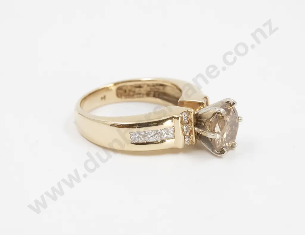 14ct 13stone Fancy Diamond Dress Ring Image 1++