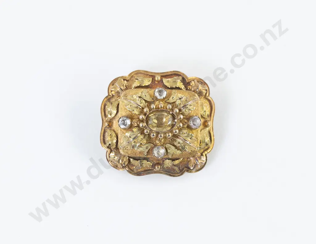 Victorian 15ct Gold Gilt Brooch Image 1++