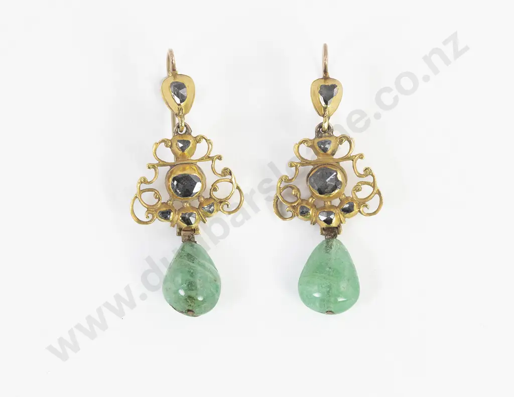 Antique Georgian Diamond and Emerald Filigree Gold Pendant Earrings Image 1++