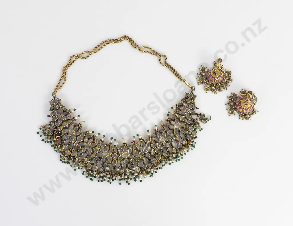Antique Mughal Diamond Pearl Emerald and Enamelled Necklace Image 1++