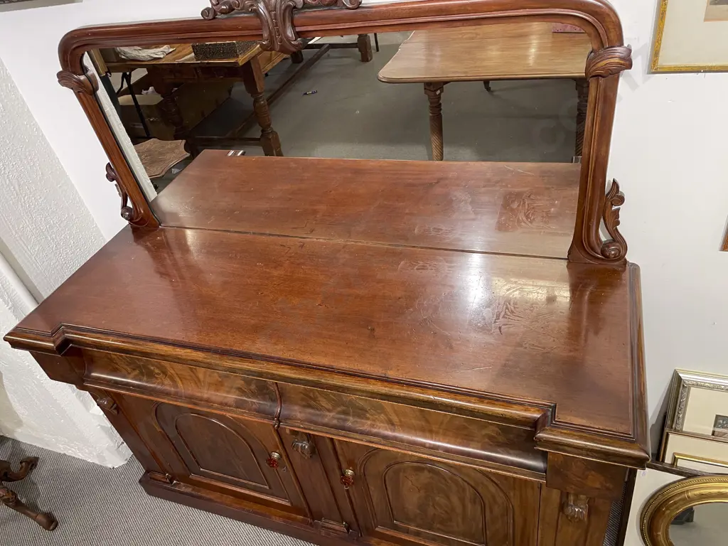 Vict Mahogany Mirror Back Sideboard Image 1++