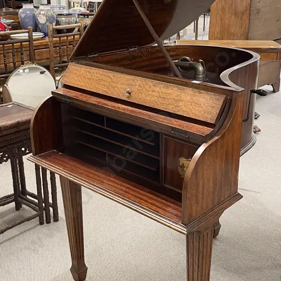 "Voice of Centuries" Grand Piano Form Windup Gramophone
