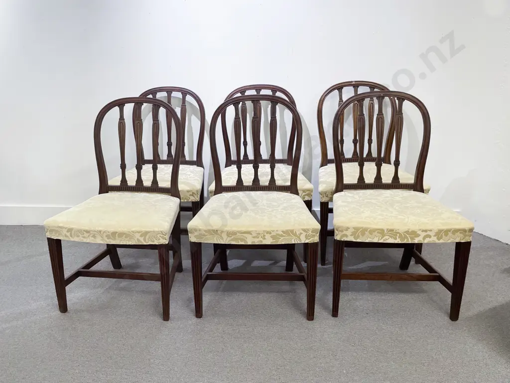 Set of Six Fine Quality Geo III Mahogany Dining Chairs Image 1++