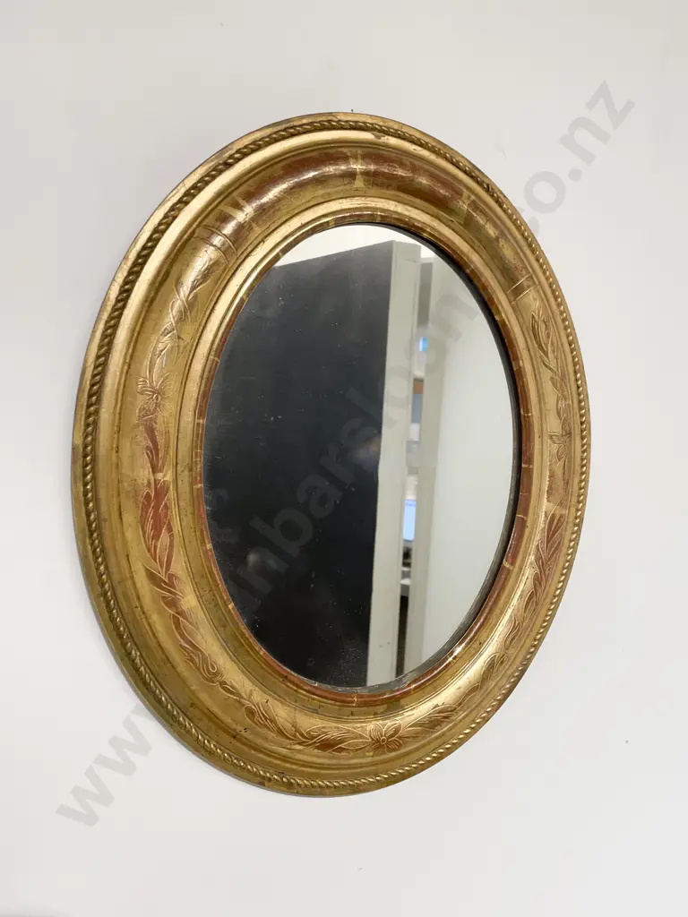 Small Gilt Framed Oval Mirror Image 1++
