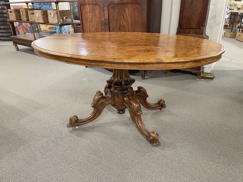 Vict Figured Walnut Oval Snap Top Loo Table Image 1++