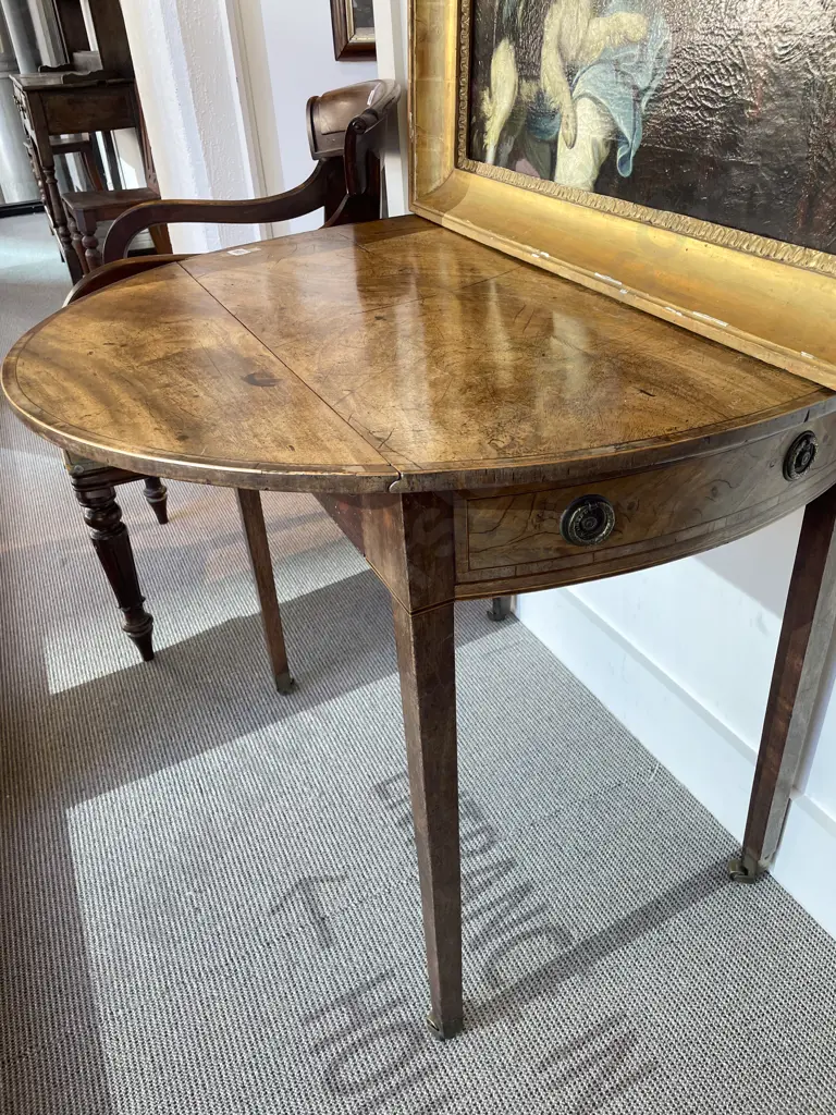 Geo III Mahogany and Crossbanded Pembroke Table Image 1++