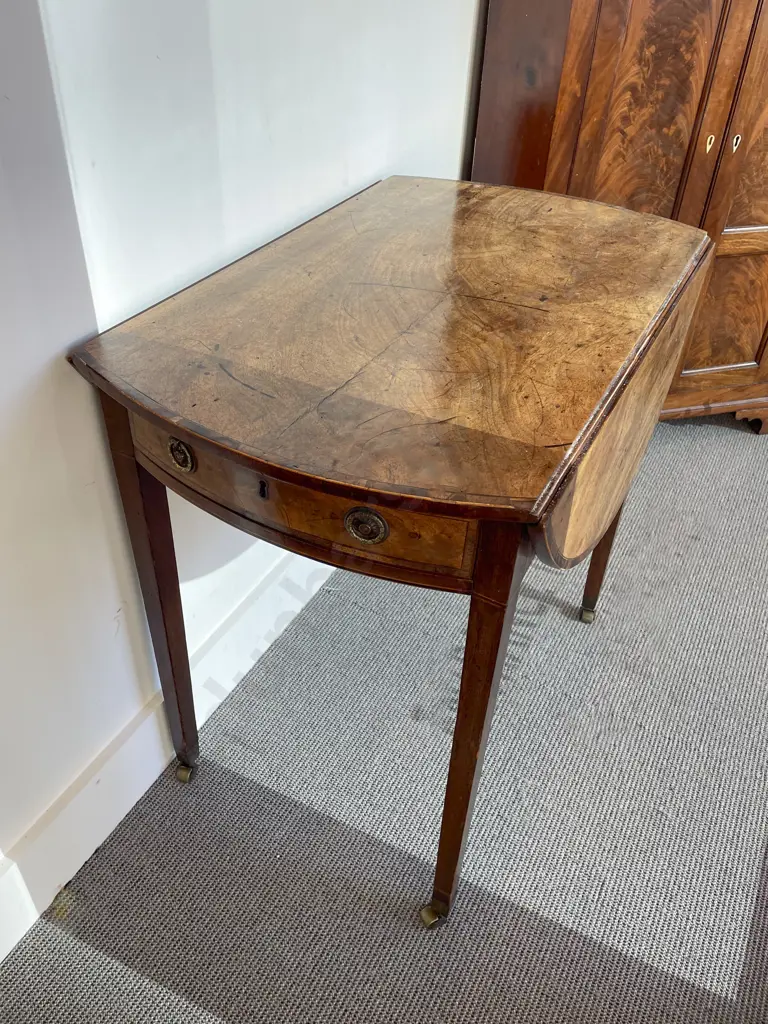 Geo III Mahogany and Crossbanded Pembroke Table Image 1++