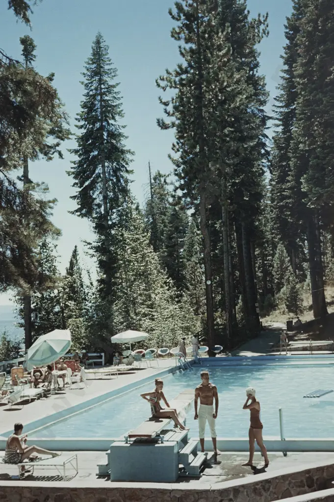Slim Aarons (American 1916 - 2006) - Pool at Lake Tahoe Image 1++