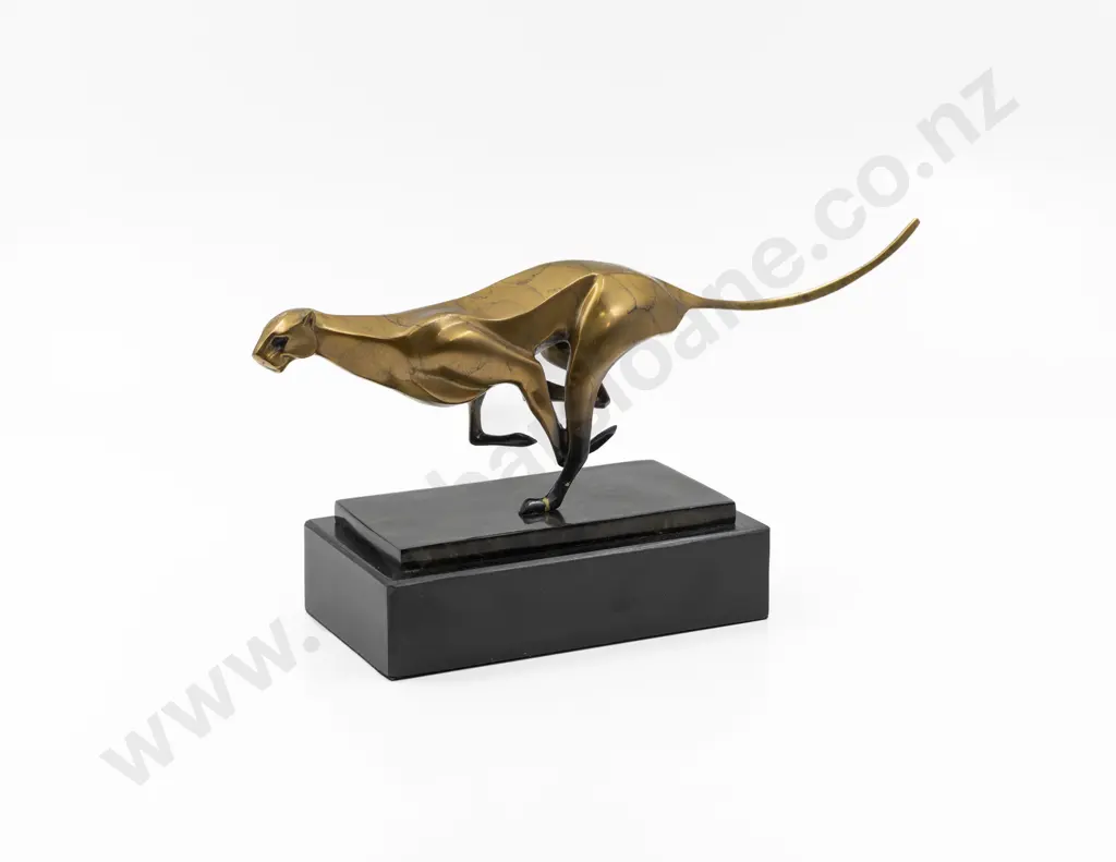 Modern Bronze Sculpture Of A Running Cheetah Image 1++