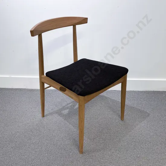 Takahashi Asako For Feelgood Designs 250 Chair