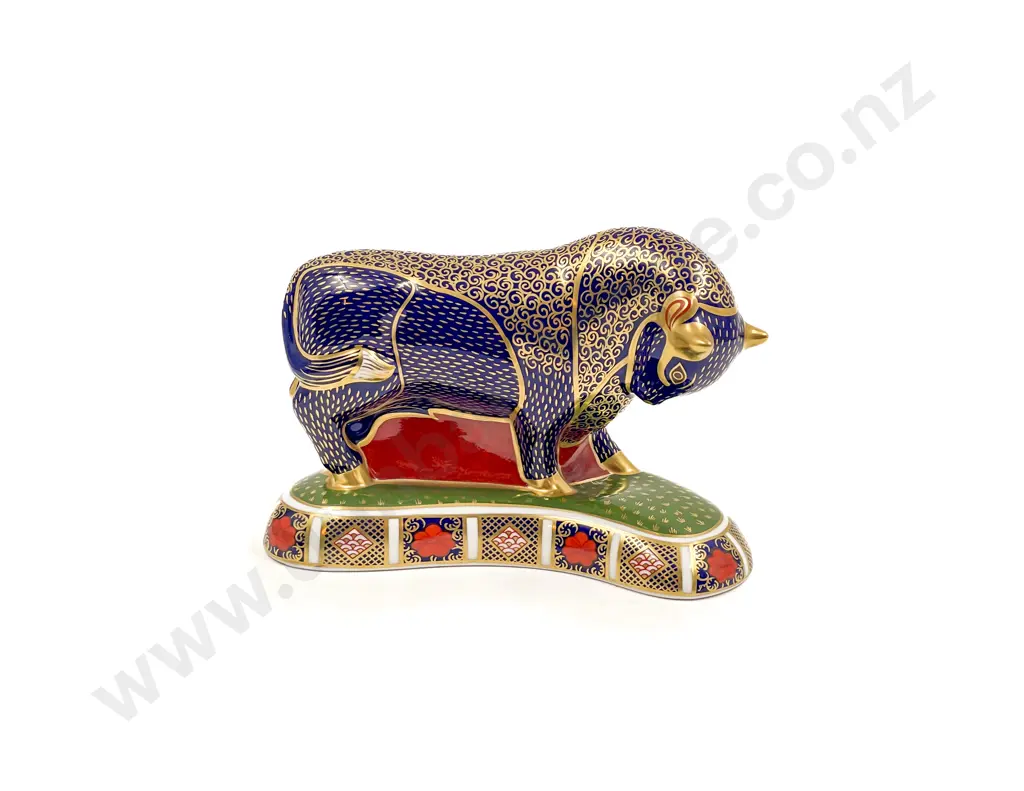 RCD Large "Bull" Paperweight Image 1++