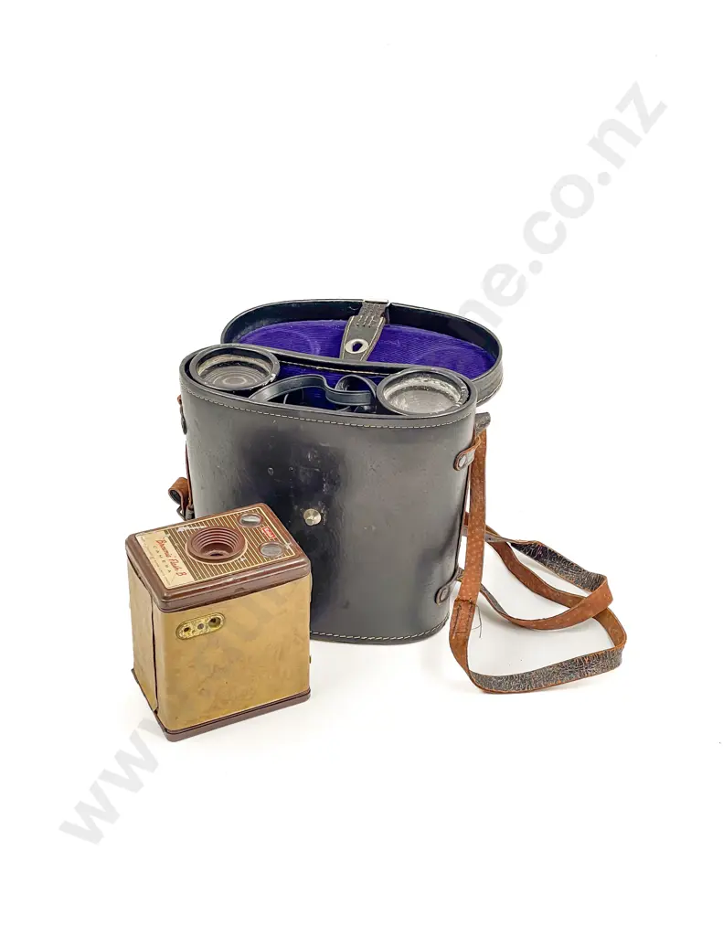 Kodak Brownie Flash B Camera together with Cased Tasco 7 x 50 Binoculars Image 1++