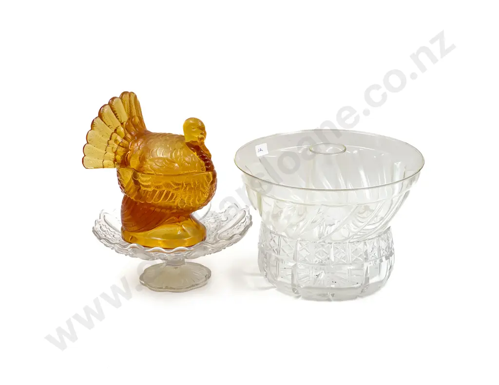 Bundt Glass Mold with Turkey Tureen & Two Dishes Image 1++