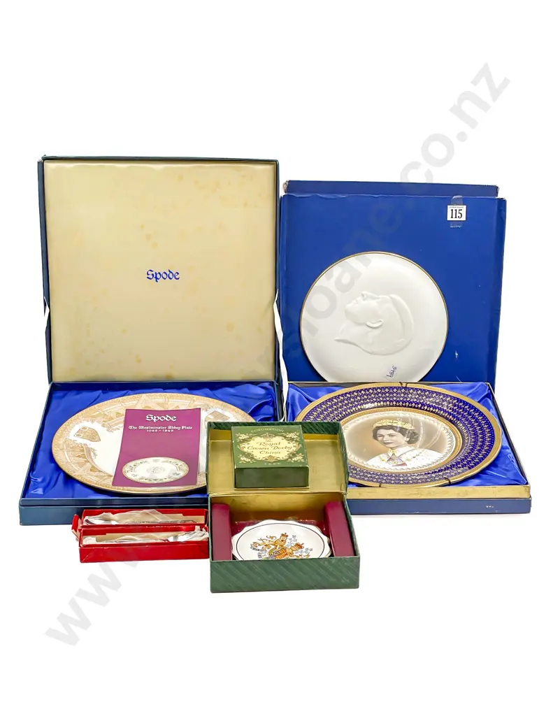 Aynsley Commemorative Plate with Coalport Prince of Wales Plaque with Other Royal Memorabilia Image 1++