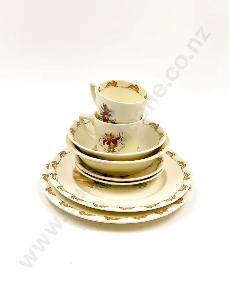 Seven Pieces of RD Bunnykins & Royal Winton Dessert Bowl Image 1++