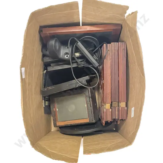 Quantity of Assorted Camera Plates