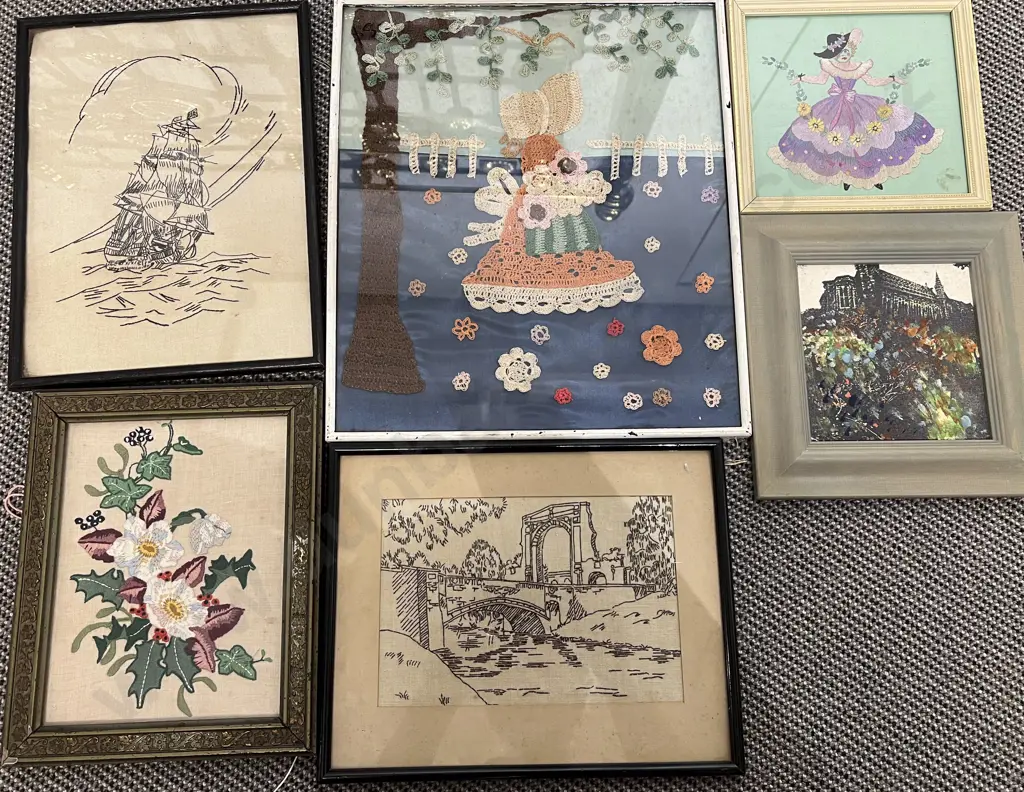 Quantity of Assorted Embroidery Image 1++