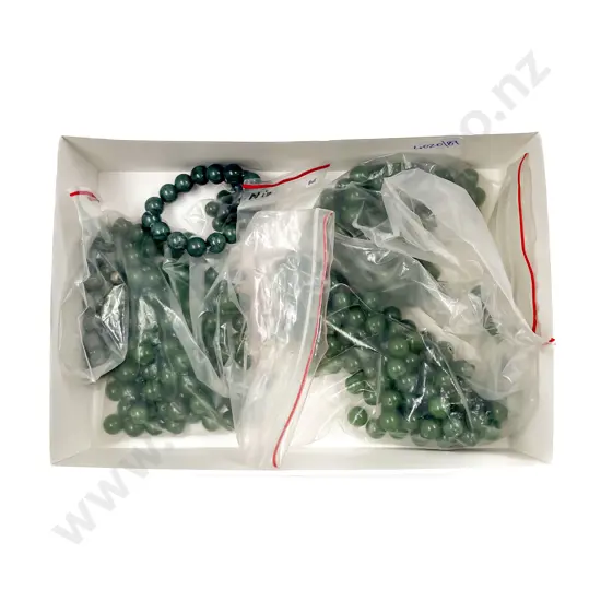 Quantity Unstrung Jade Beads