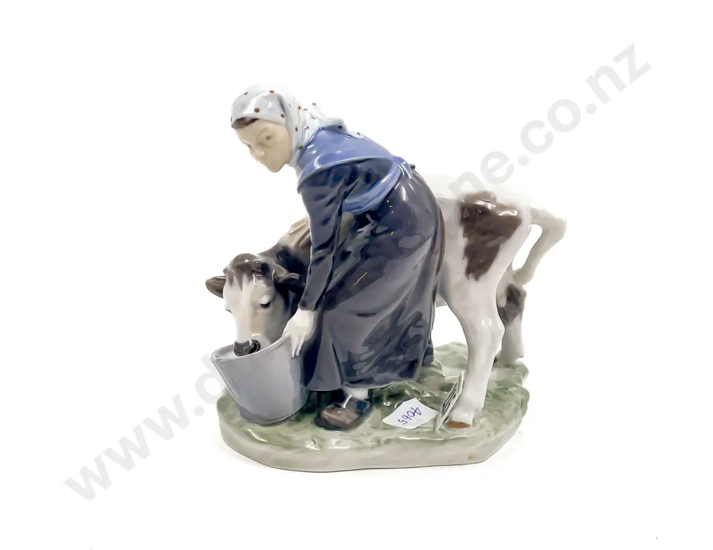 Royal Copenhagen Milk Maid Figure Group Image 1++