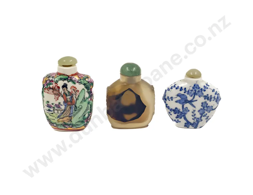Three Oriental Snuff Bottles Image 1++