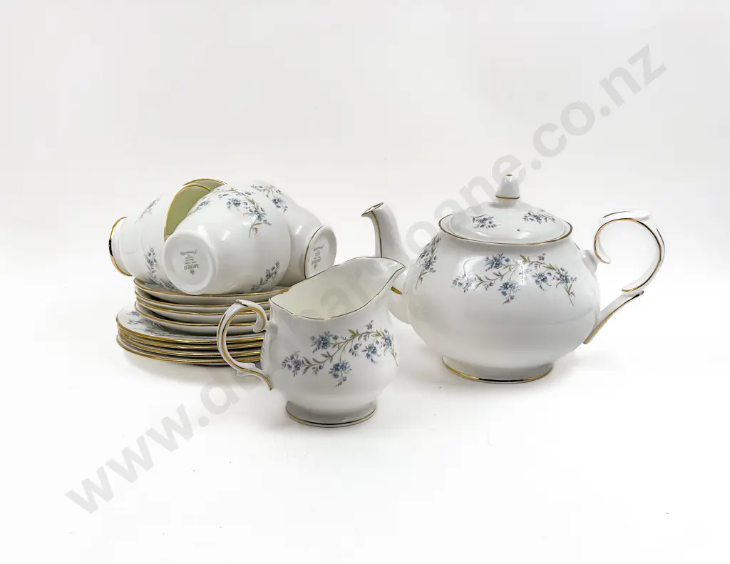 Duchess "Tranquility" 8 Place Dinner Service Image 1++