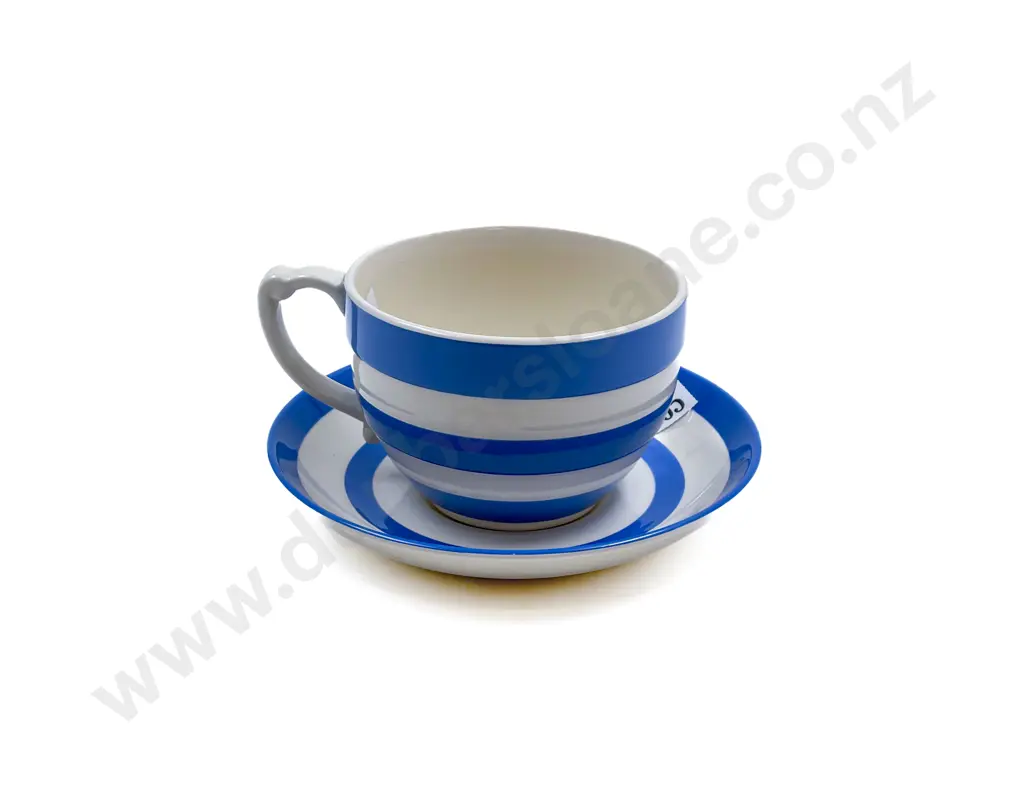 T & G Green Cornishware Large Breakfast Cup & Saucer Image 1++