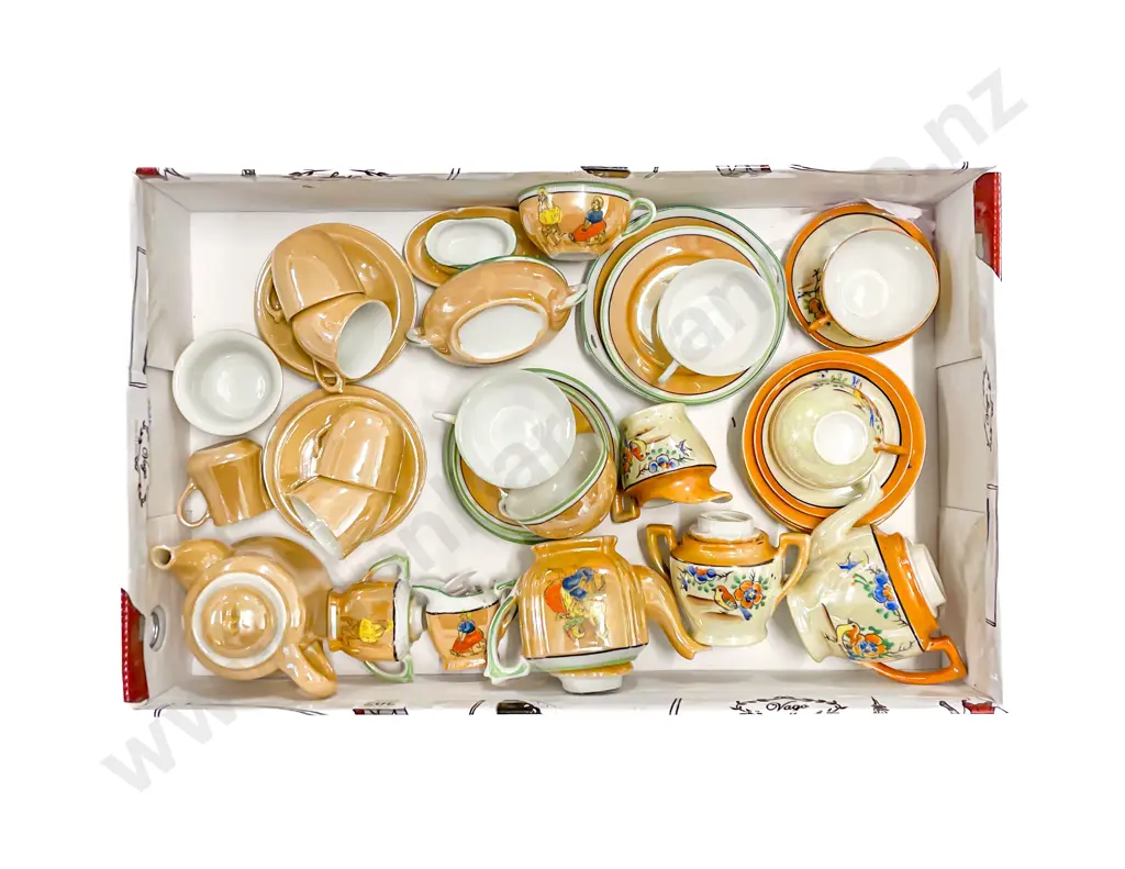 Three Japanese Toy Tea Sets Image 1++
